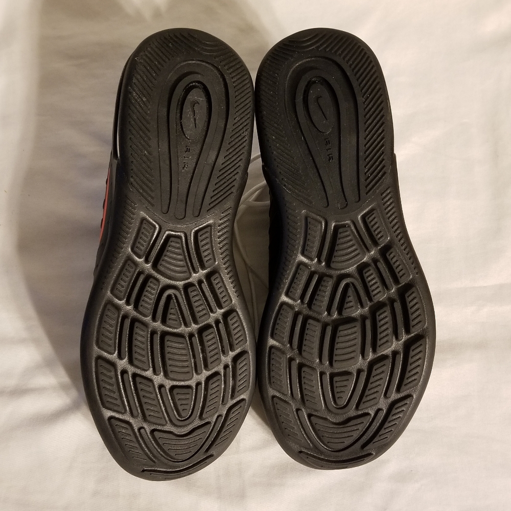 🌲NWOT NIKE Air Max Axis Sneakers - Picture 7 of 12